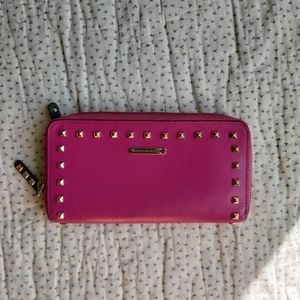 Zipped  wallet by Rebecca Minkoff